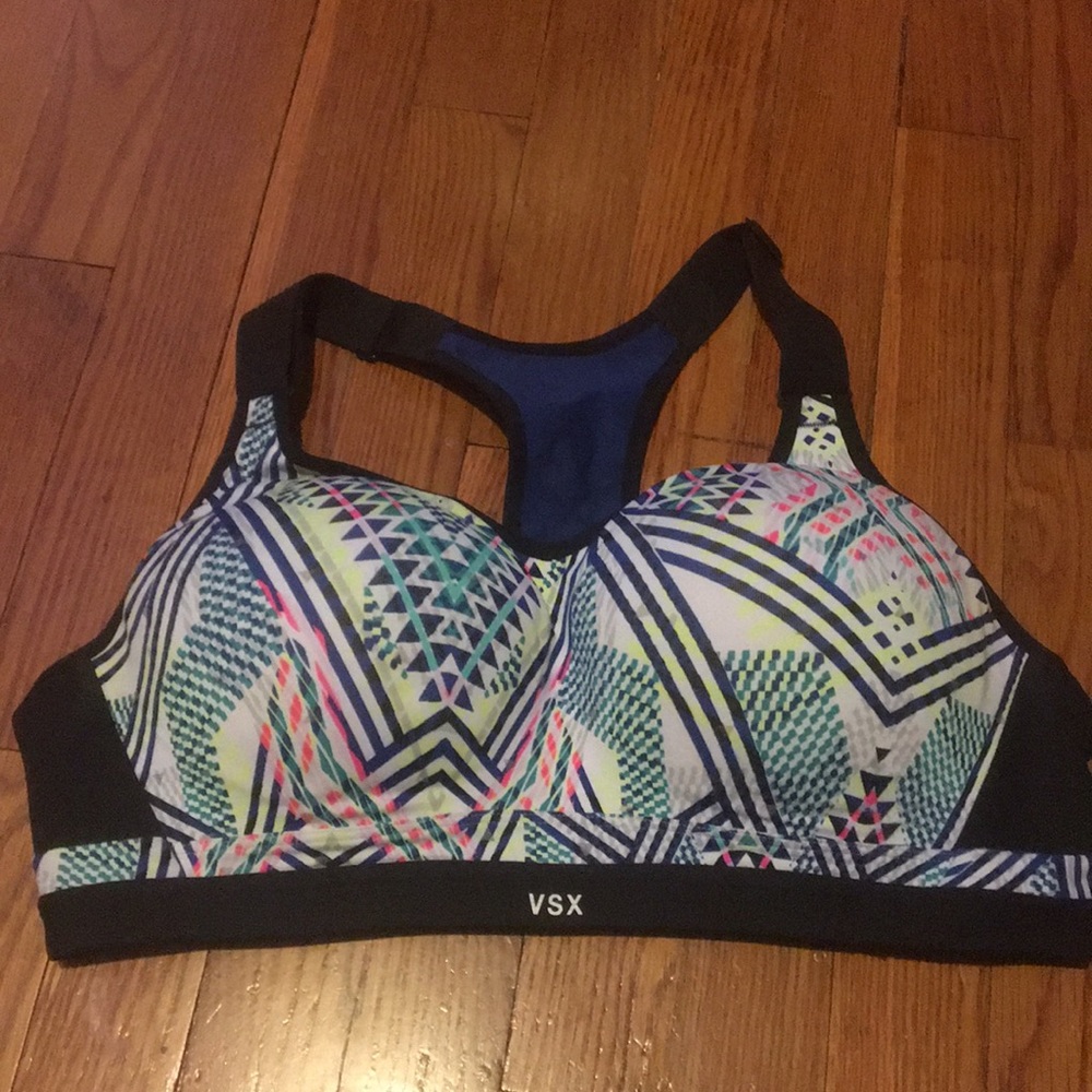Victoria Sport VSX Bra 38D